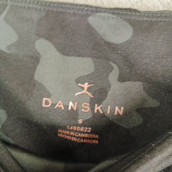 DANKSIN Women Gym Leggings Size SMALL(4-6) Camouflage Pull on Knit - Picture 6 of 10
